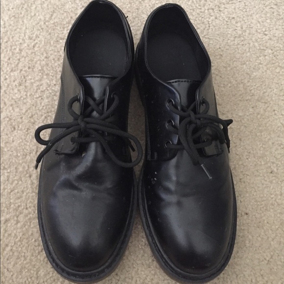 hm derby shoes
